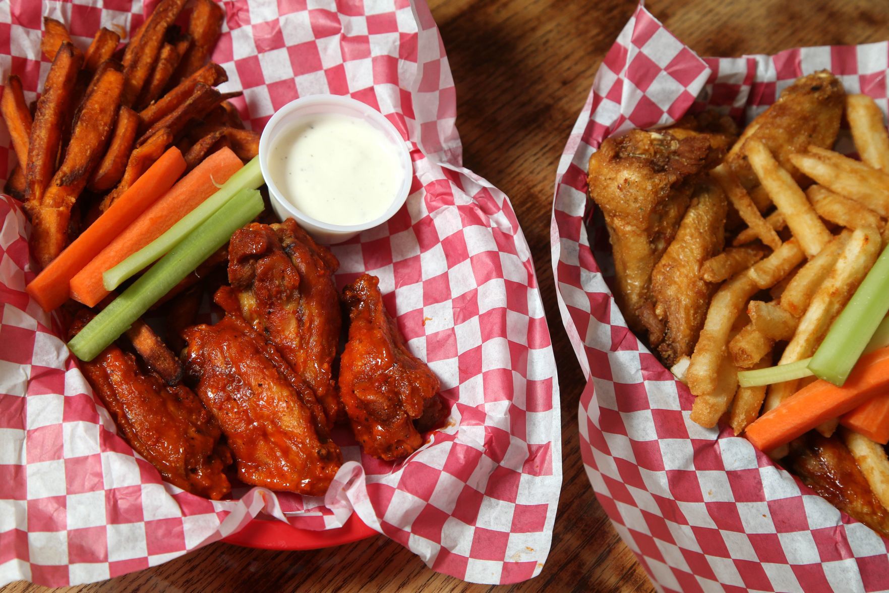 Mack’s Wings